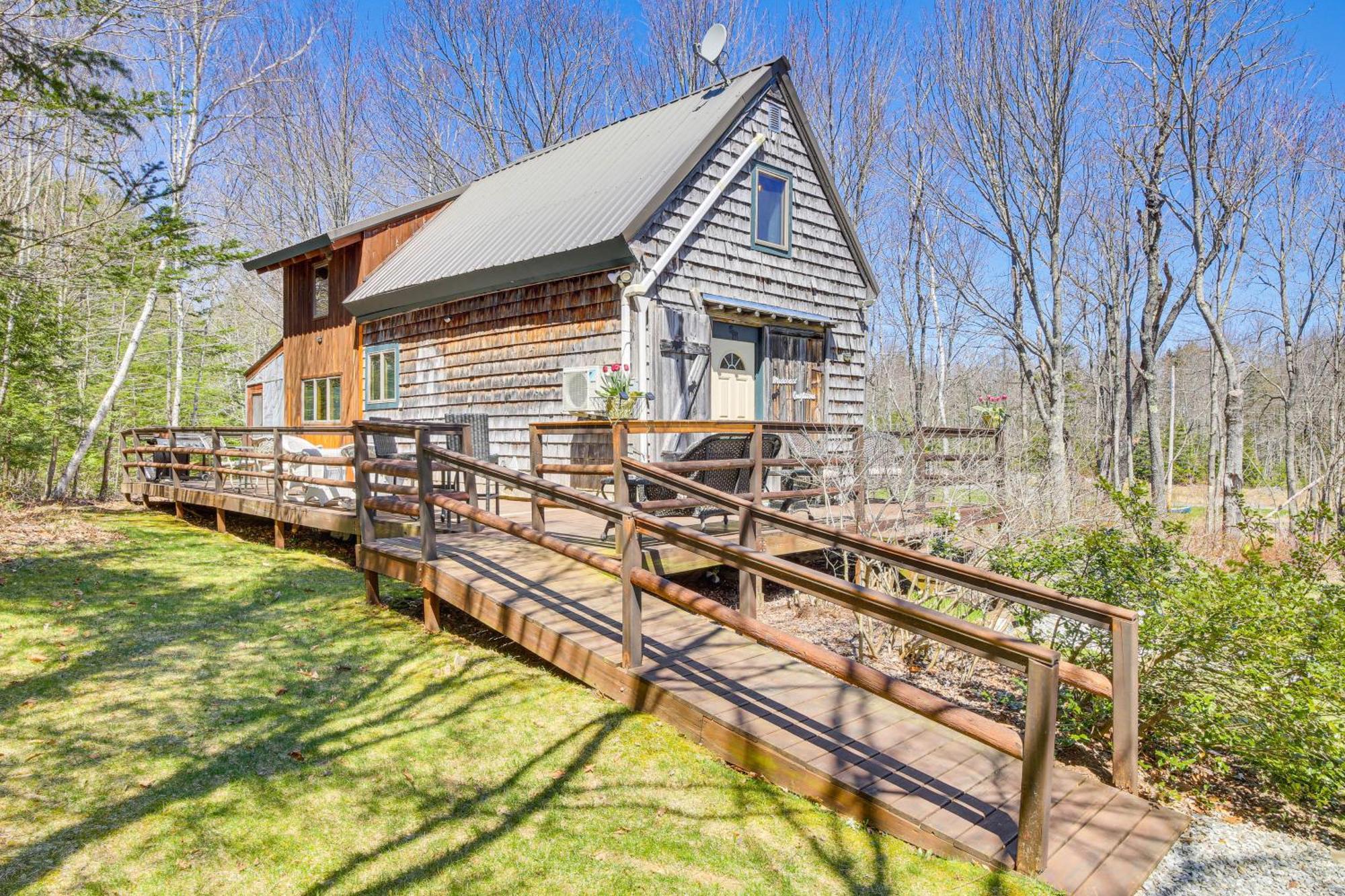 Rustic Searsport Cabin Loft And Sunroom On 10 Acres Eksteriør billede